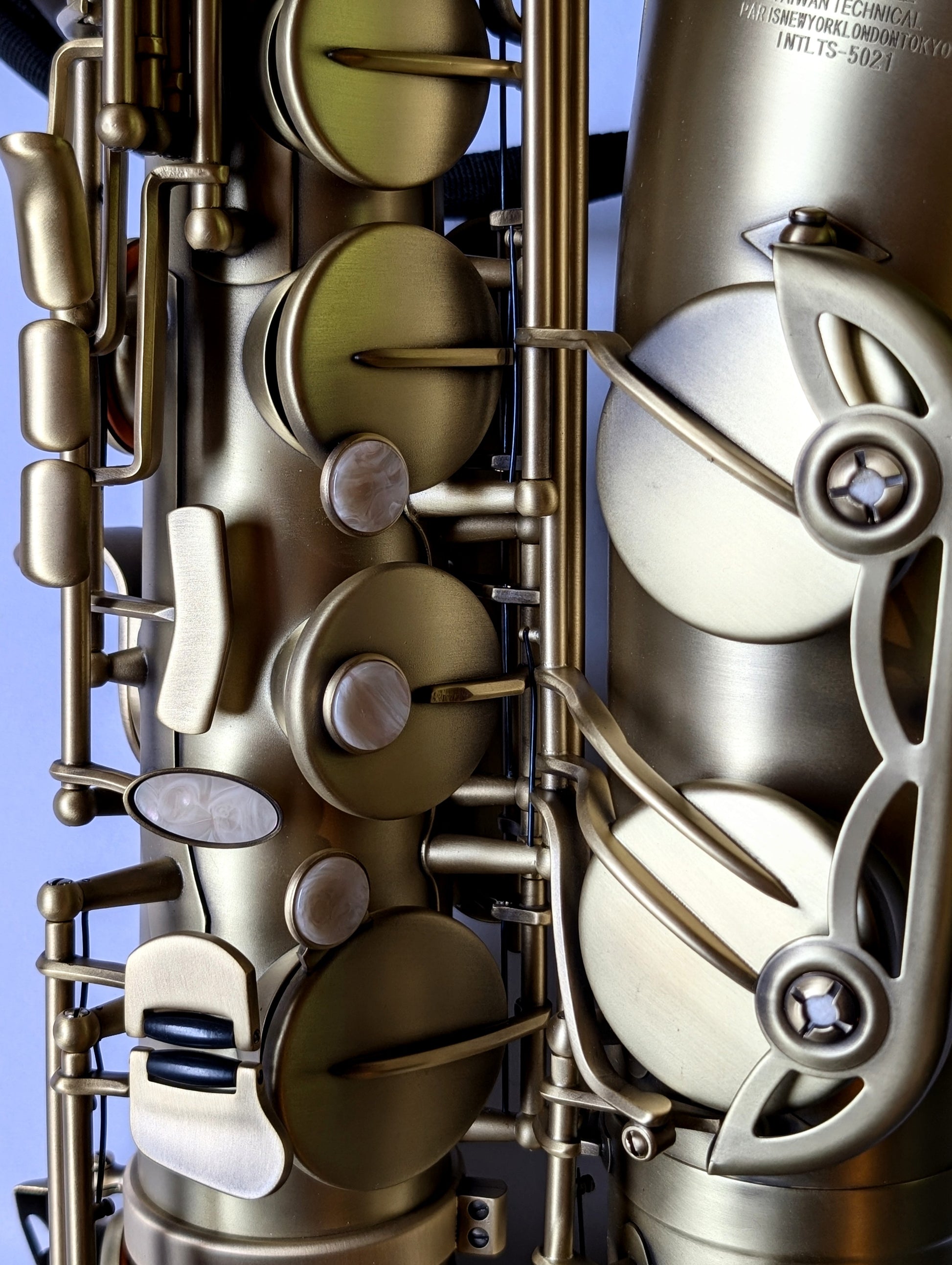Lus Weman tenor saxophone with vintage matte finish, high F# key, premium pads and resonators for intermediate to advanced players