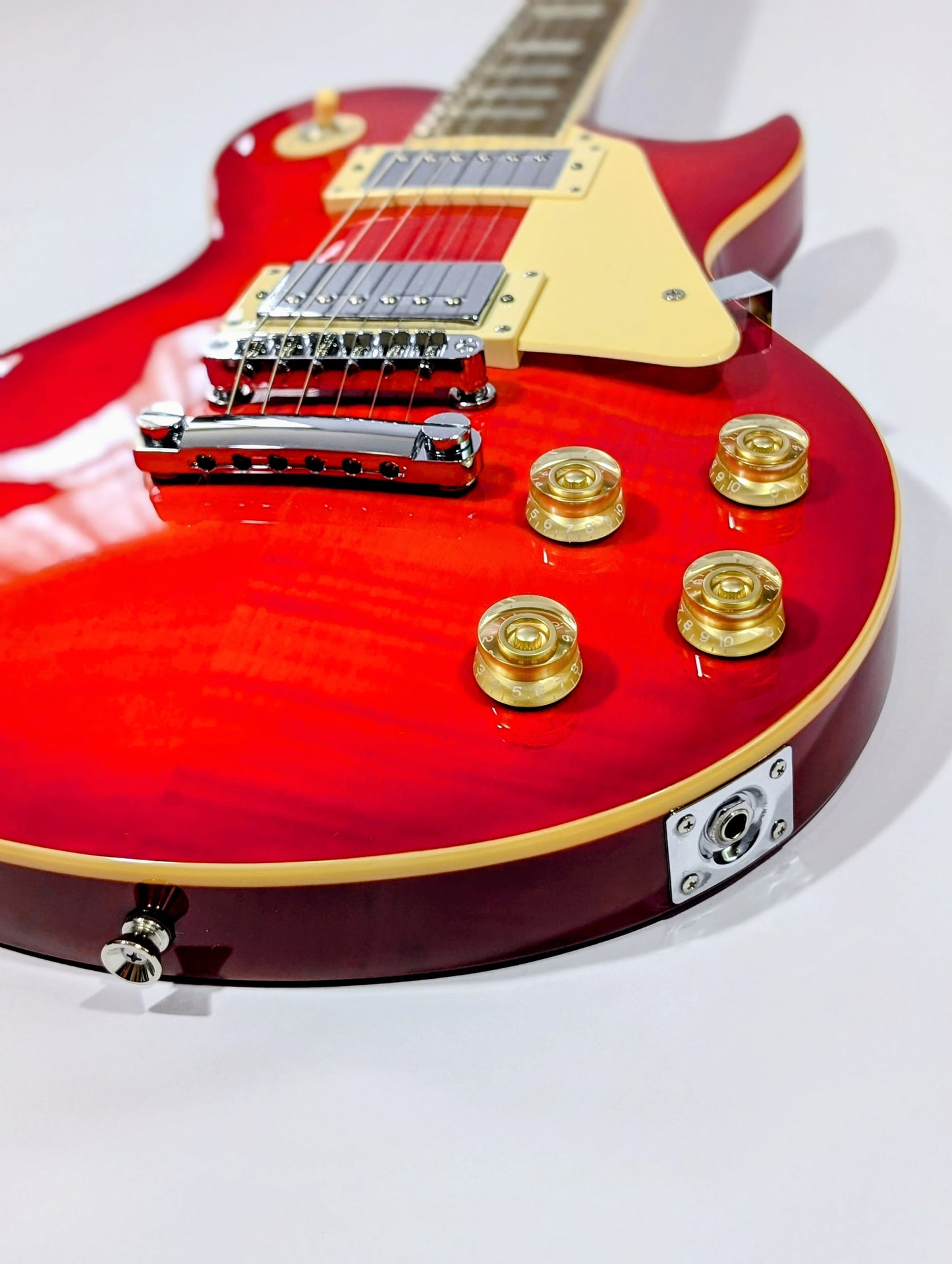 Les Paul Inspired Guitar (red)