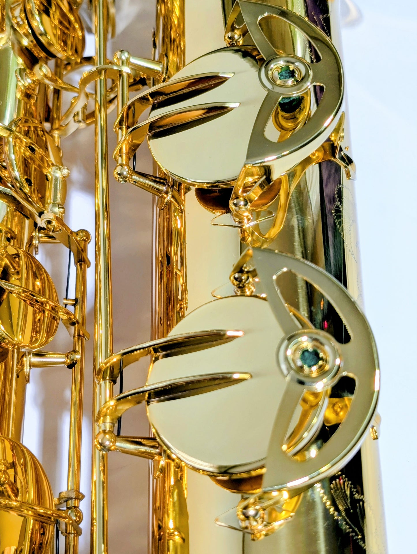 Brass Baritone Saxophone (Low A)