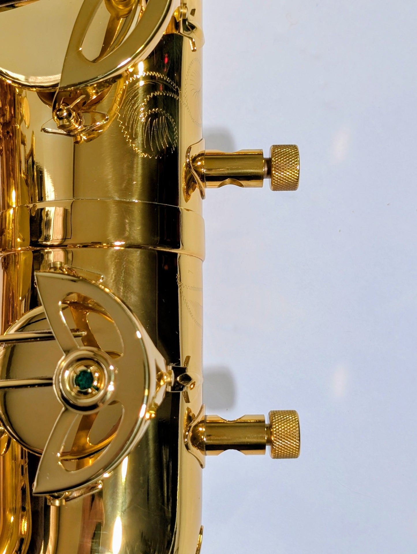 Brass Baritone Saxophone (Low A)